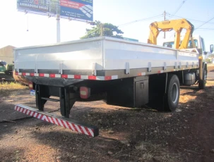 Caminhão Ford Cargo 1717 Munk