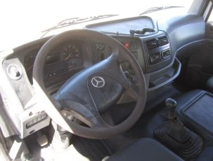 Caminhão Mercedes Benz MB Axor 2831 Caçamba Basculante