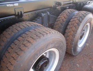 Caminhão Mercedes Benz MB Axor 2831 Caçamba Basculante