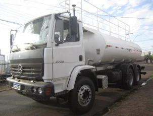 Caminhão Mercedes Bens 2726 Tanque