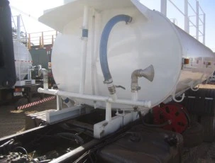 Caminhão Mercedes Bens 1718 Tamque Pipa