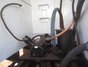 Caminhão Mercedes-Benz 1718 Combio Gascom 