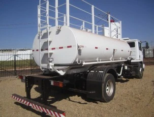 Caminhão Mercedes Bens 1718 Tamque Pipa