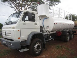 Caminhão Vokswagem worker 26-220 Tanque Novo Pipa Bombeiro