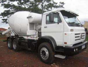 Caminhão  Volkswagen worker 26-260e Betoneria LIEBHERR 8M³