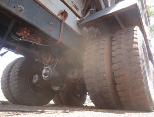 Caminhão Volkswagen Constellation 31-330 Transbordo Antoniosi 12000