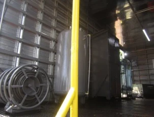 Caminhão Volkswagen worker 13-180 Baú Oficina Gascom