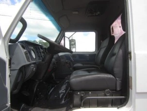 Caminhão Volkswagen worker 13-180 Baú Oficina Gascom