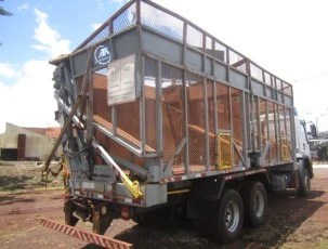 Caminhão Volkswagen Constellation 31-330 Transbordo Antoniosi 12000