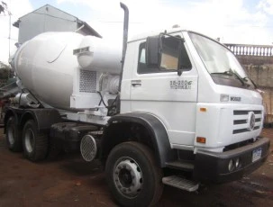 Caminhão Volkswagen 26-260e Betoneira LIEBEHERR 8M³
