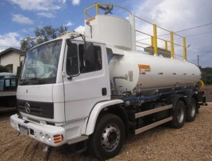 Caminhão Mercedes Bens Atron 2729