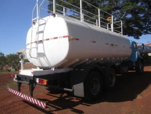 CaminhãoMercedes Bens L 2225 Tanque Pipa Bombeiro